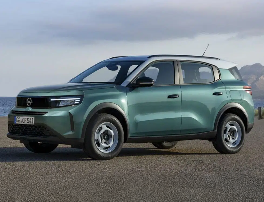 Coffre spacieux et banquette rabattable du Nouveau Frontera